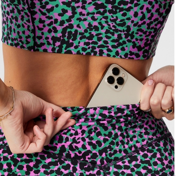 NWT Fabletics Motion365 Leggings Size Small - Picture 3 of 8